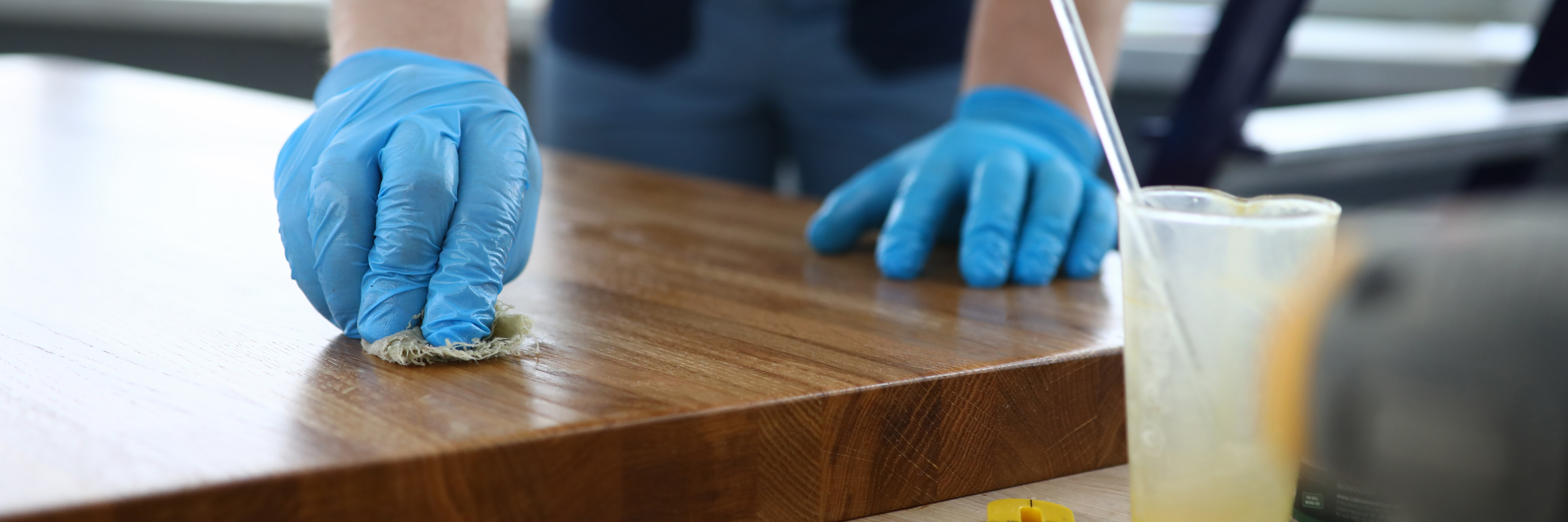 Lacado de muebles y puertas